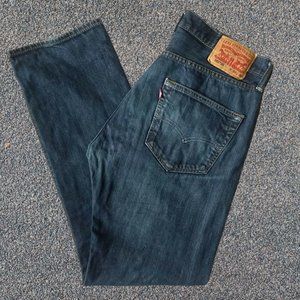Modern Levi's 501 XX - Shrink to Fit